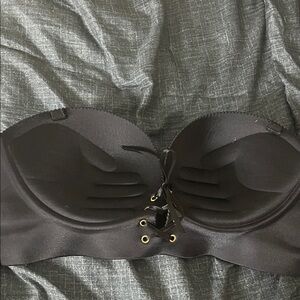 Black Strapless Lace up Bra